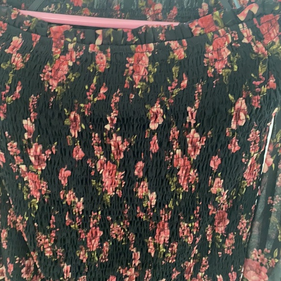 Forever 21 Off-The-Shoulder Floral Print Dress - Picture 5 of 10